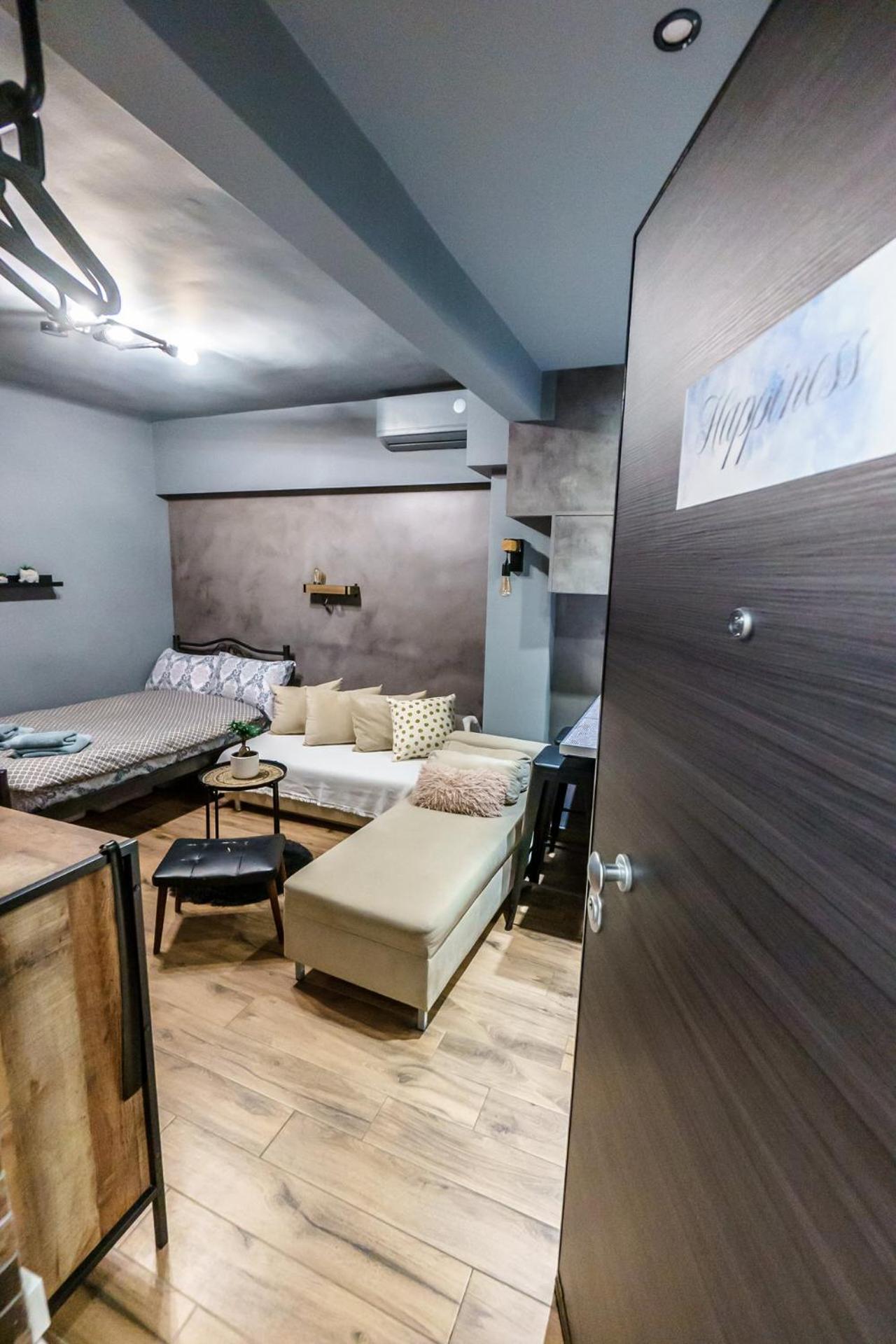 Happiness Studio With Terrace. Салоники Экстерьер фото